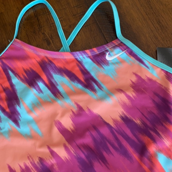 Nike Girls One Piece Swimsuit Cross Razorback - Picture 5 of 11